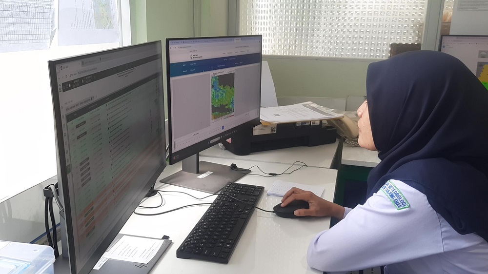 BMKG Waspadai Rob Akhir Mei 2025, Dampak Supermoon dan Hujan Lebat Saat Pancaroba