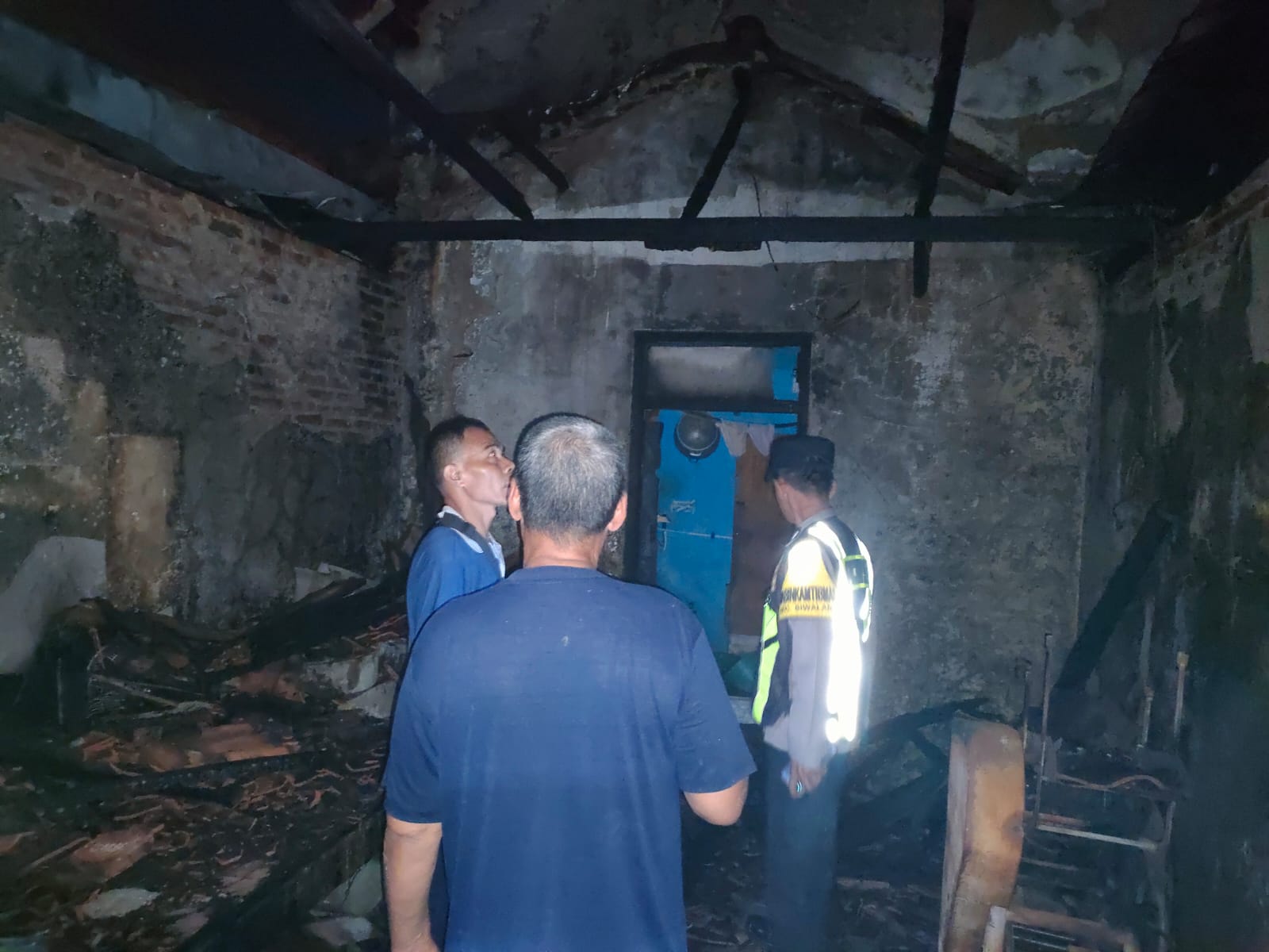 Api Melalap Rumah Warga Yosorejo Siwalan, Polisi Duga Berasal dari Ledakan Kompor Gas