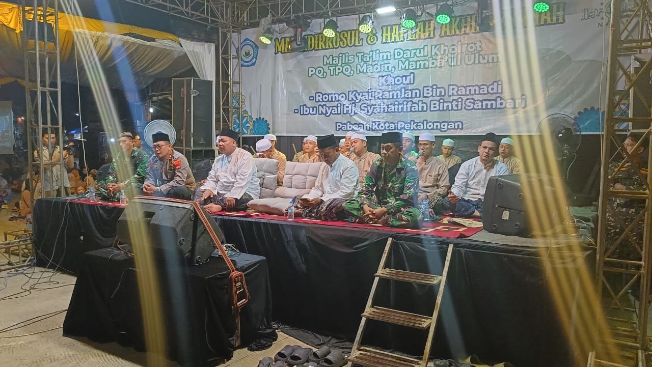 Haul Majelis Taklim Darul Khoirot Pekalongan, KH Fahrudin Peringatkan Bahaya Berita Bohong