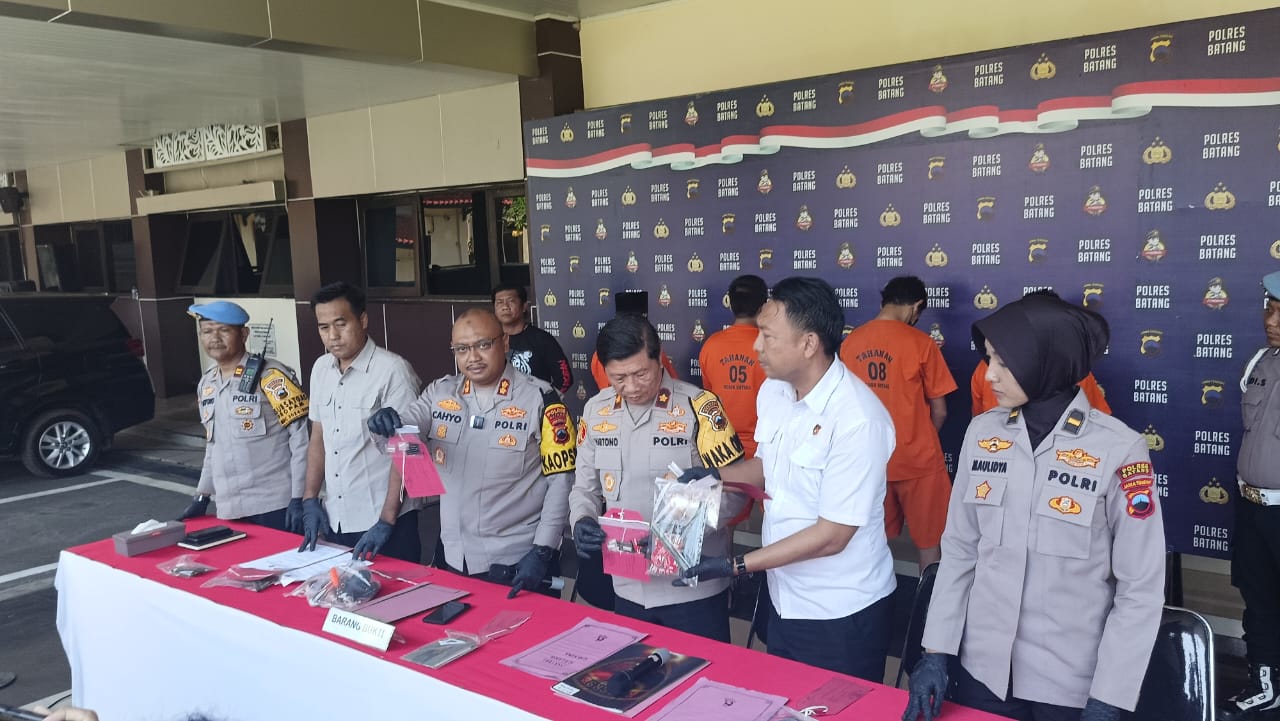 Dibekuk Polres Batang, Perangkat Desa Kalangsono jadi Pengedar Sabu