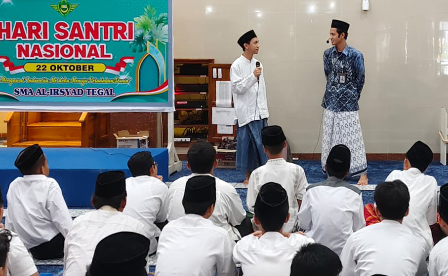 SMA Al Irsyad Tegal Semarakkan Hari Santri Nasional 2025  ‎