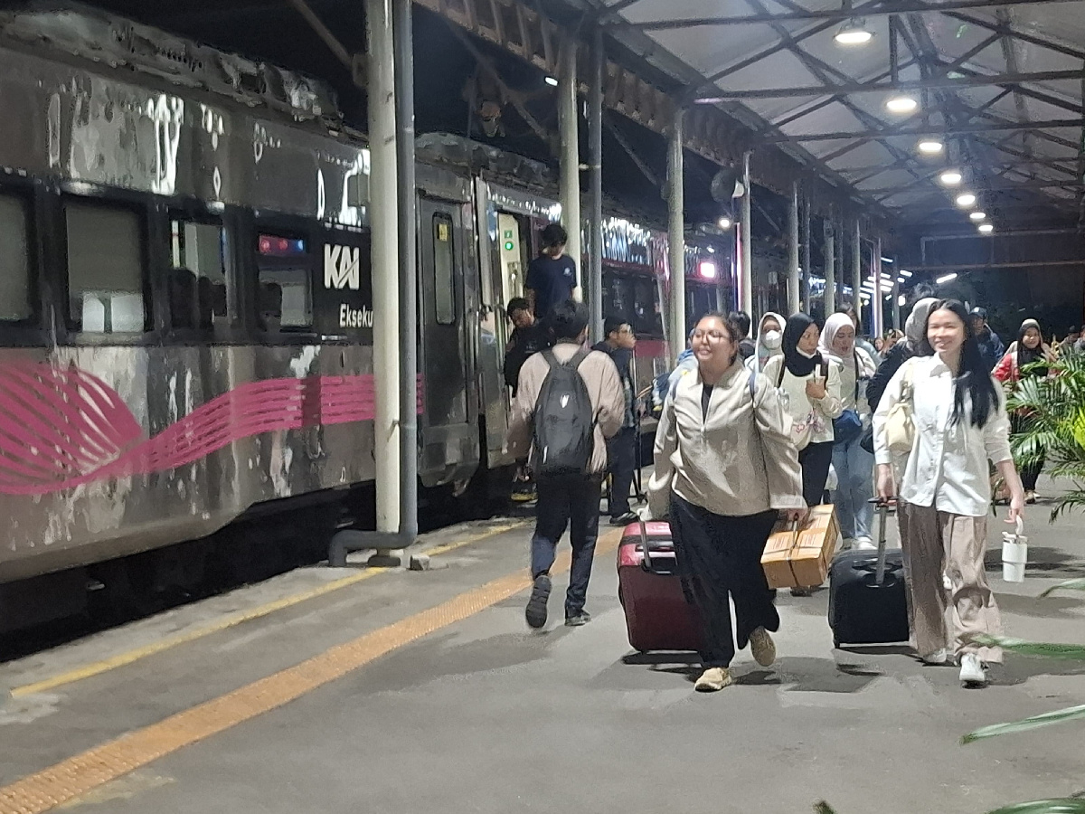 Libur Iduladha 1447 H, KAI Daop 4 Semarang Layani 229 Ribu Penumpang dalam Lima Hari  