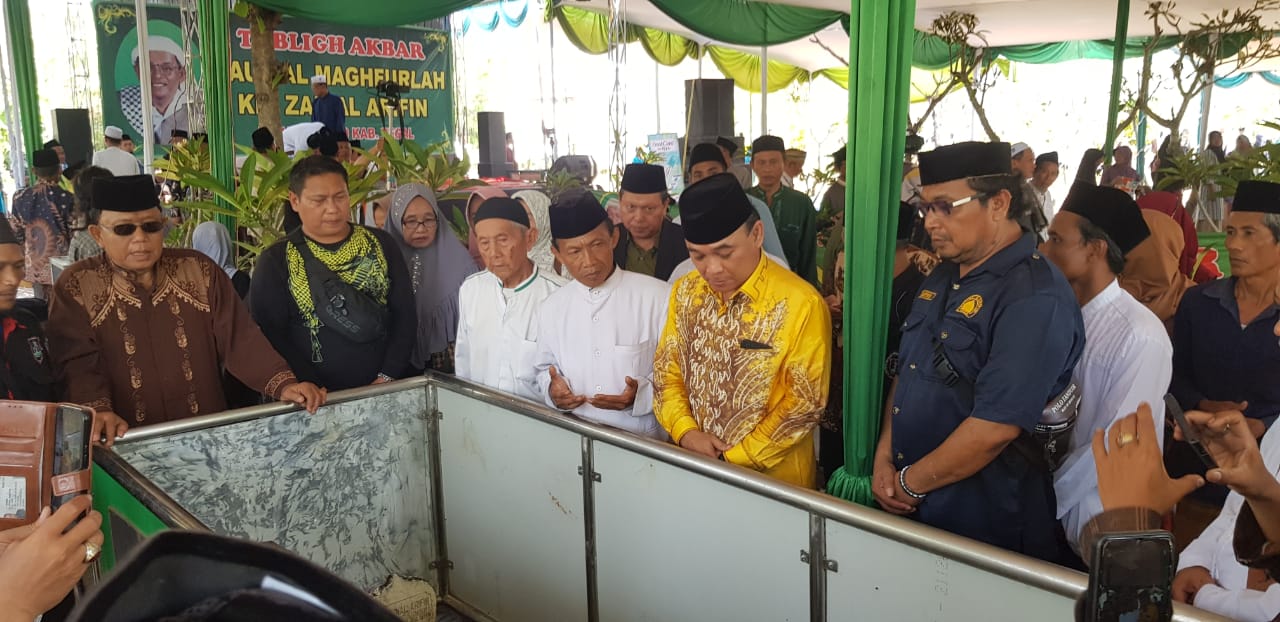 Ribuan Orang Padati Haul Zainal Arifin di Kabupaten Tegal 