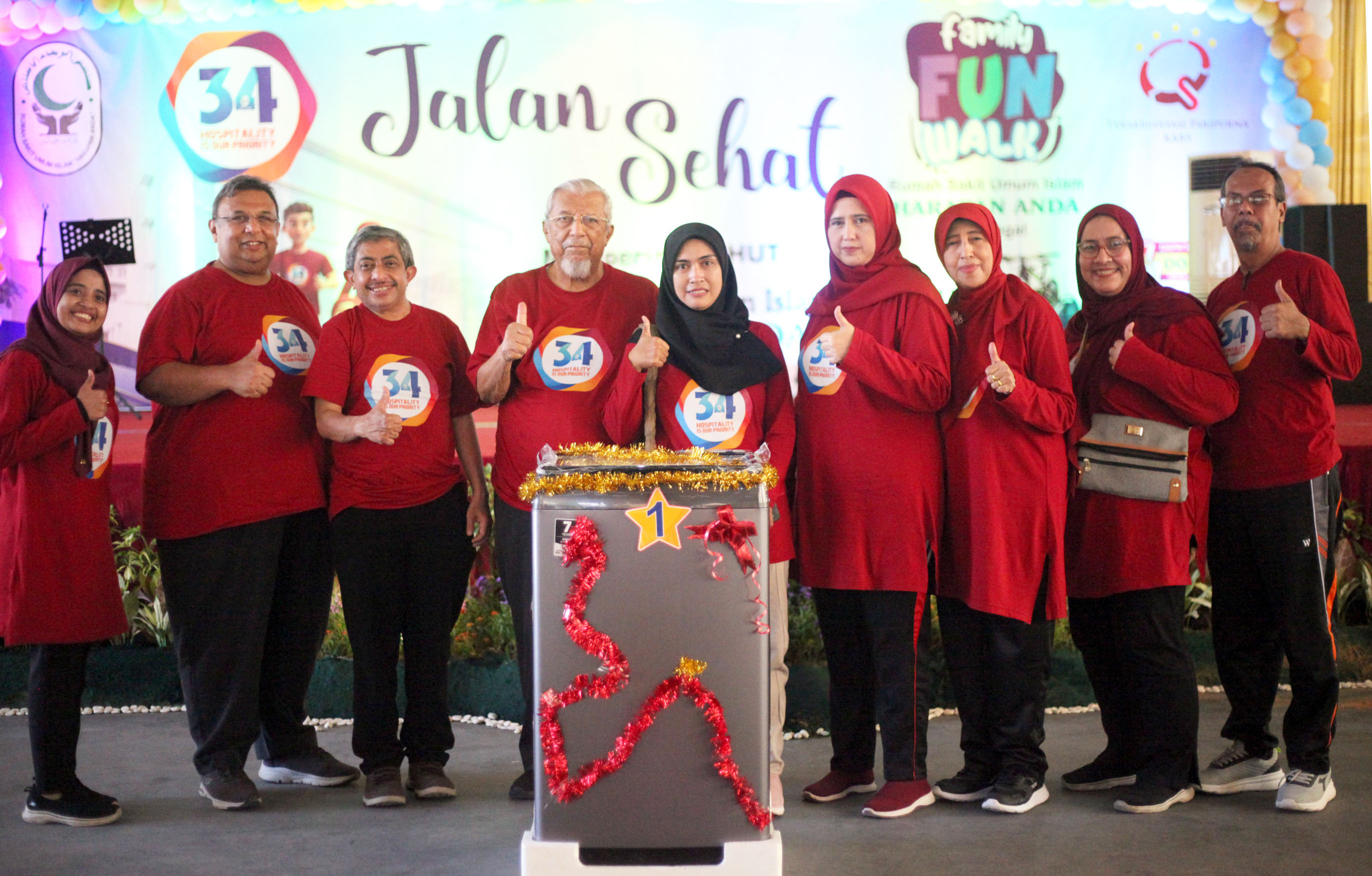 Jalan Sehat HUT ke-34 RSU Islam Harapan Anda Bertabur Hadiah