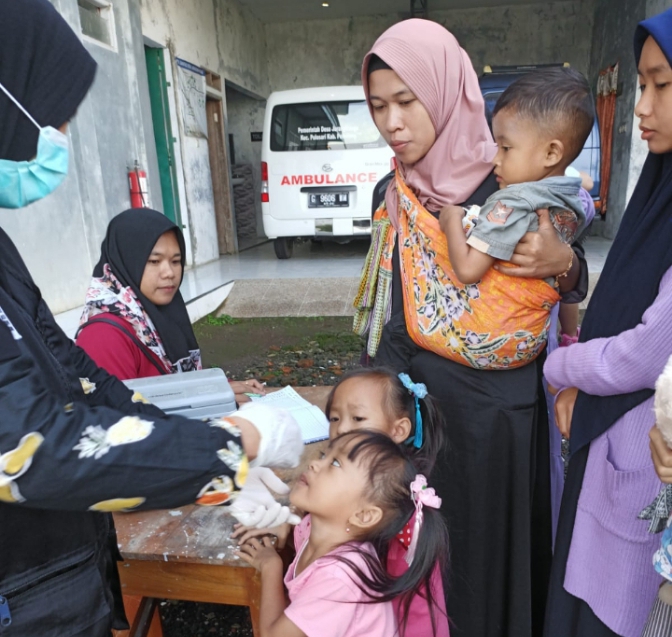 Imunisasi di Kecamatan Pulosari Kabupaten Pemalang Putus Rantai Virus Polio