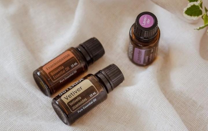 Sejuta Manfaat Saat Anda Menggunakan Essential Oil, Berikut Penjelasannya