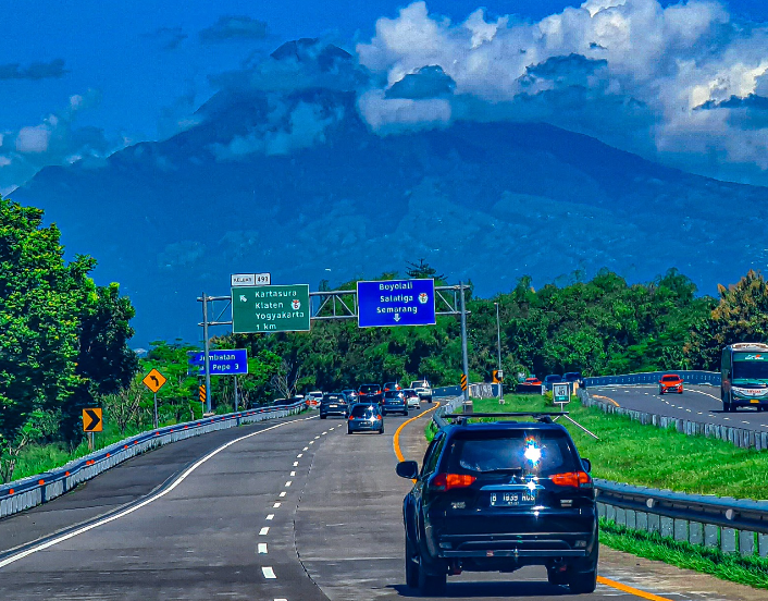 Alami Peningkatan, Jalan Tol Solo-Ngawi Dilintasi 24.029 Kendaraan Per Hari 