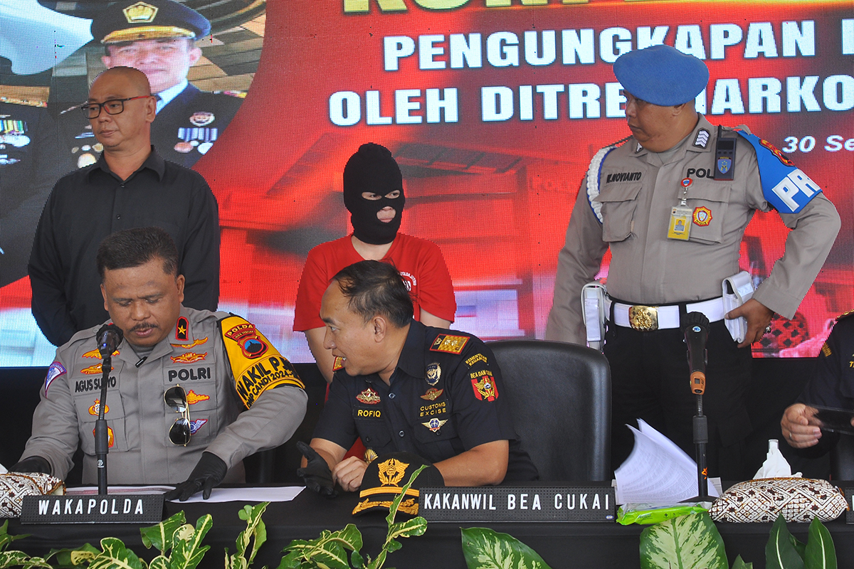 Polda Jateng Gagalkan Pengiriman 12 Kilogram Sabu Jaringan Internasional, 60 Ribu Jiwa Terselamatkan