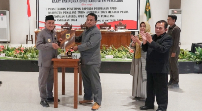 DRPD Kabupaten Pemalang Berhasil Tetap Raperda Perubahan APBD 2023 Menjadi Perda