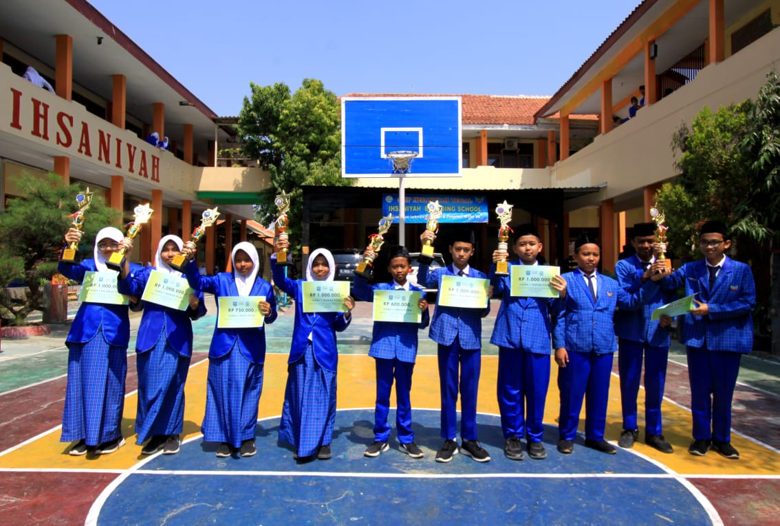 Keren! SMP Ihsaniyah Borong Juara MAPSI Tingkat Kota Tegal