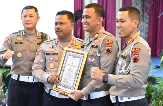 Keren, Satlantas Polres Tegal Raih Dua Penghargaan 