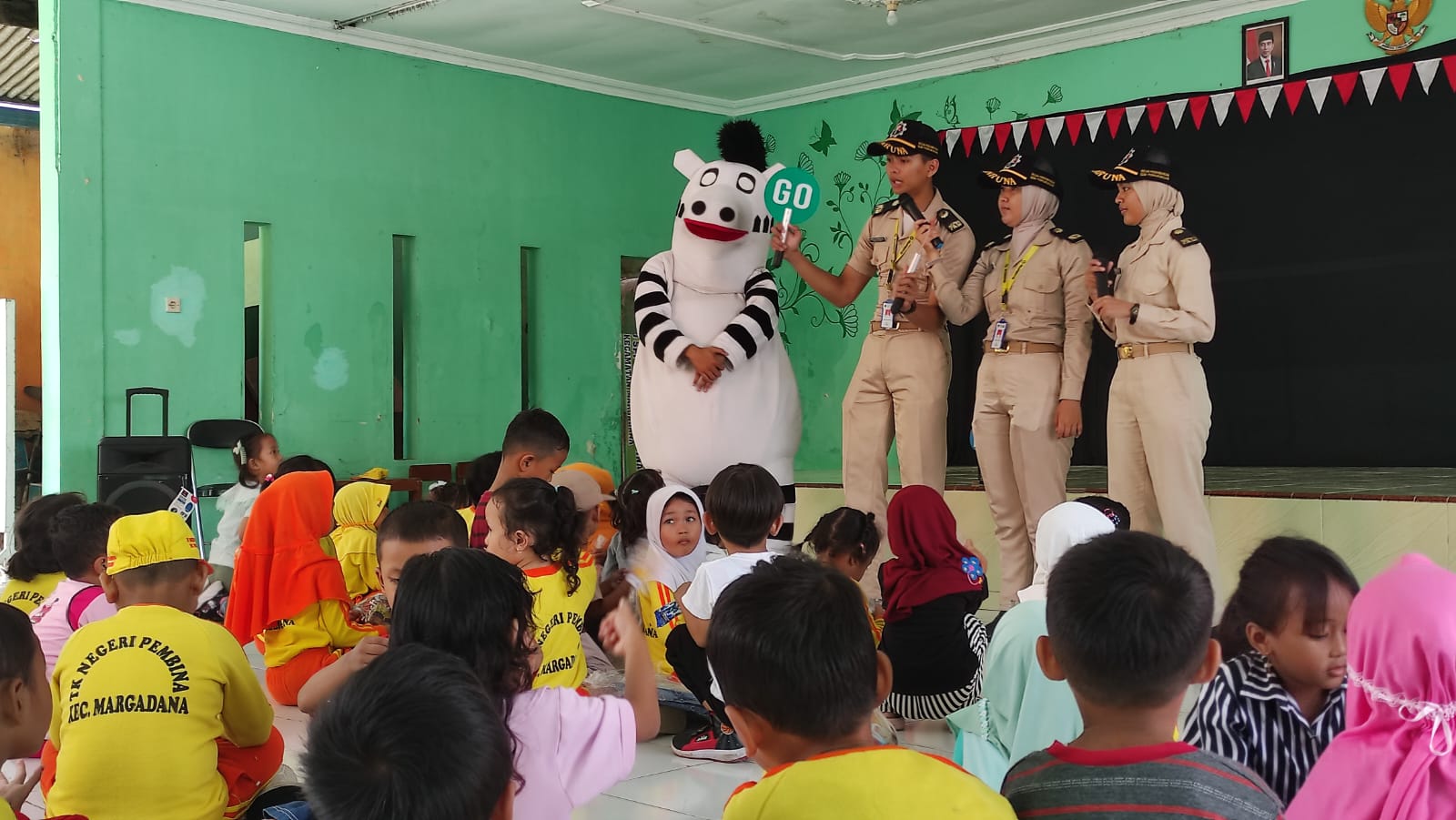 Murid TK Diberi Edukasi Keselamatan Berkendara