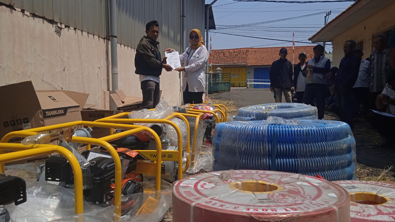 Lahan Pertanian Batang Mulai Kekeringan, Pemkab Salurkan 114 Pompa Air