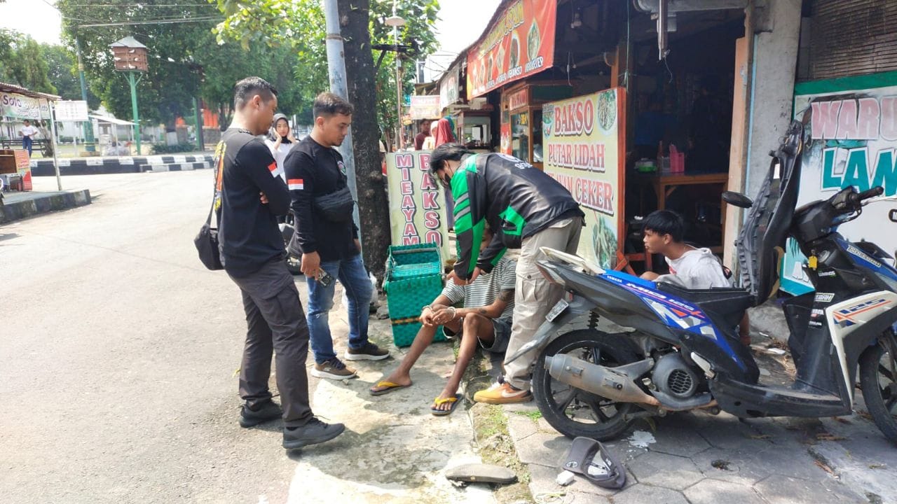 Beredar Ditengah Kota, 2 Pengedar Sabu Dibekuk Polisi