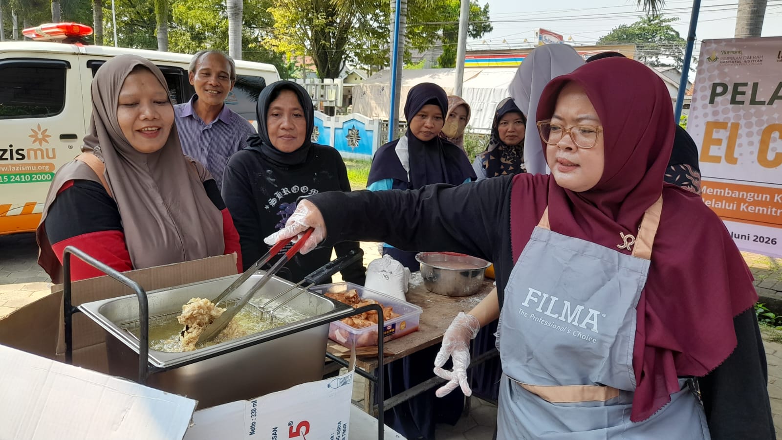Lazismu Kabupaten Pekalongan Cetak Wirausaha Perempuan Lewat Program El Chicken