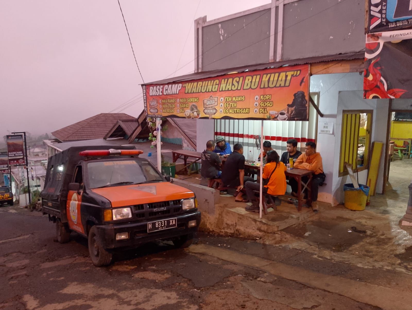 Siswi SMK Semarang Hilang saat Mendaki Gunung Slamet