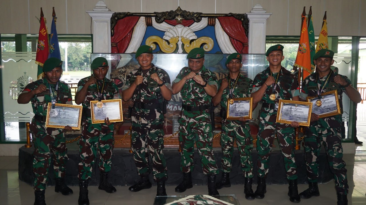 Raih Empat Emas, Yonif 407 Padmakusuma Dulang Prestasi di Arena Kick Boxing Regional