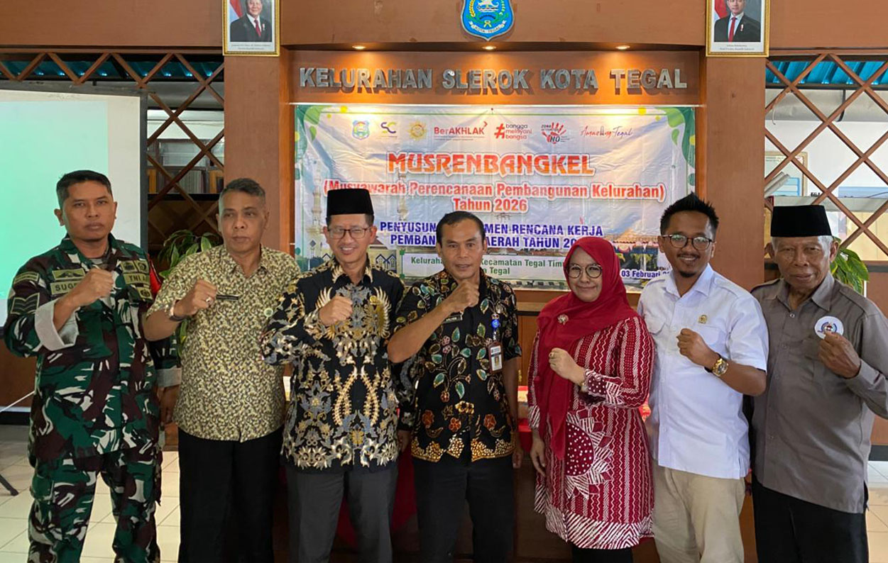 Jalan Gang Becek dan Licin, Warga Slerok Kota Tegal Minta Segera Dipaving