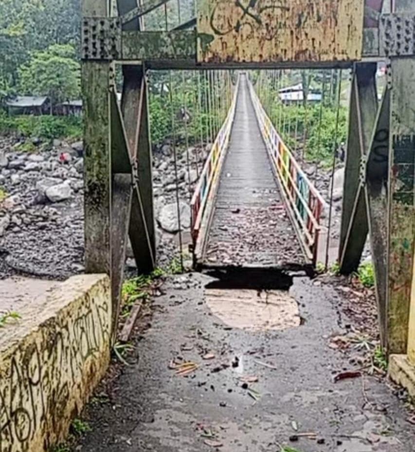 DPRD Desak Perbaikan Jembatan Gantung Sangkanjaya Tegal, Akses Warga Lumpuh Total