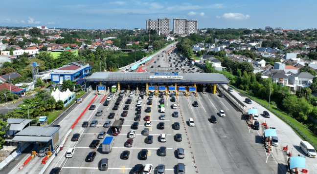 TMJ Hentikan Oneway Lokal  KM 459 Gerbang Tol Salatiga Hingga KM 419 Gerbang Tol Banyumanik