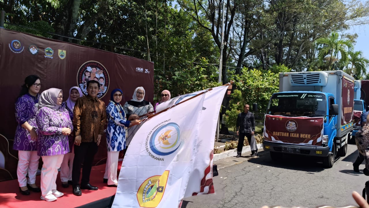 Ikan untuk Generasi Emas, KKP Ajak Gemar Makan Ikan Bersama Anak Sragen