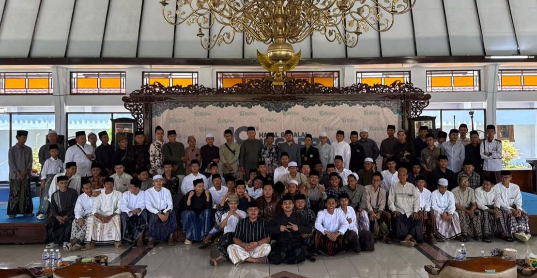 Konsolidasi Gerakan Amsilati untuk Santri Dibalut Halal Bihalal IKSAPBA di Batang