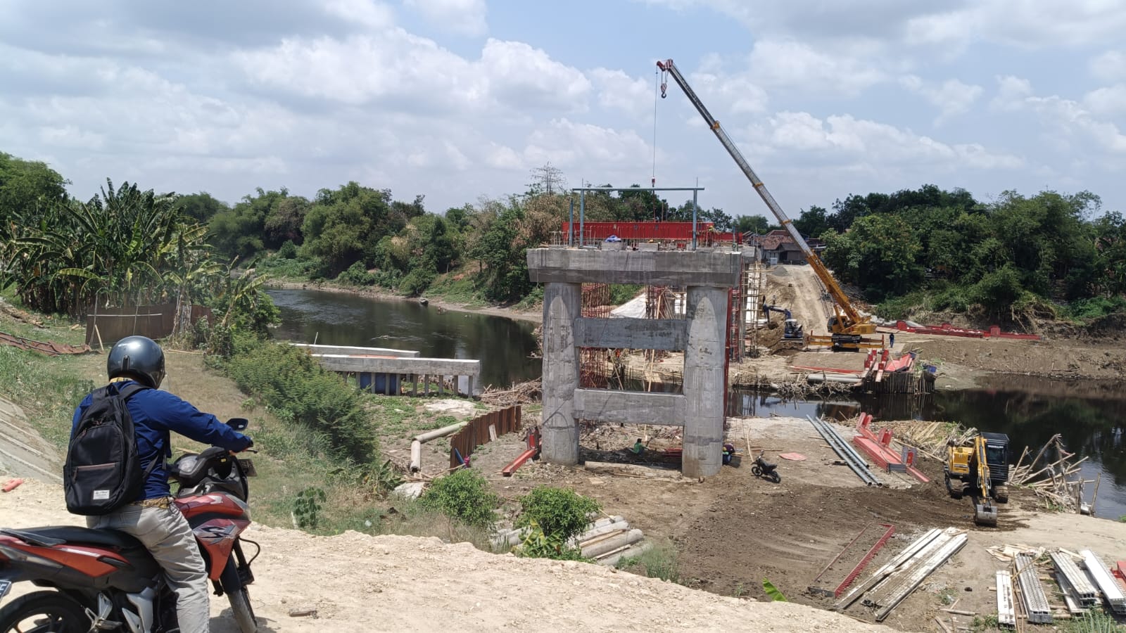 Musim Penghujan, Banjir Bakal Jadi Momok Pembangunan Jembatan Butuh