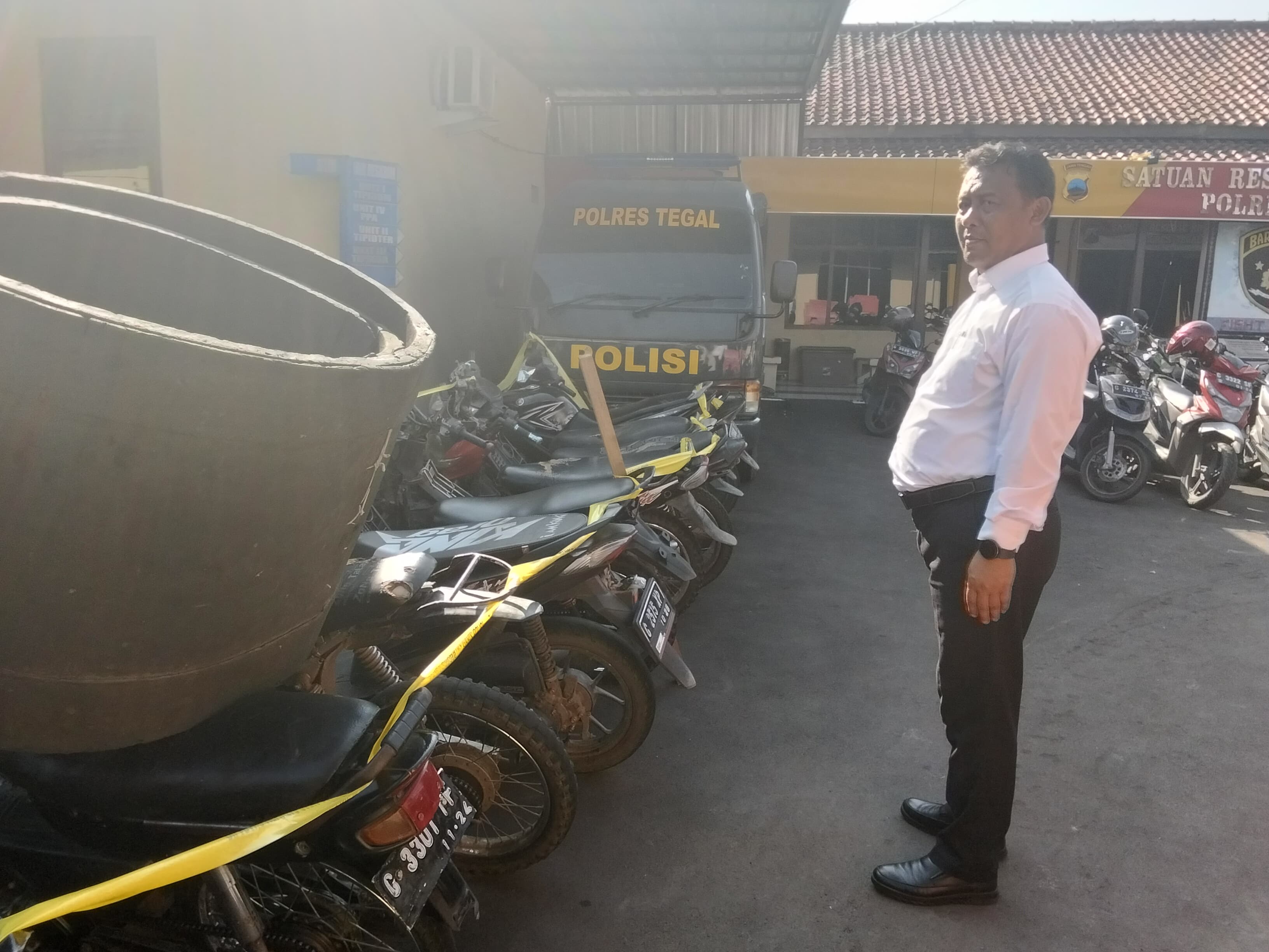 Grebek 2 Lokasi Sabung Ayam di Kabupaten Tegal 