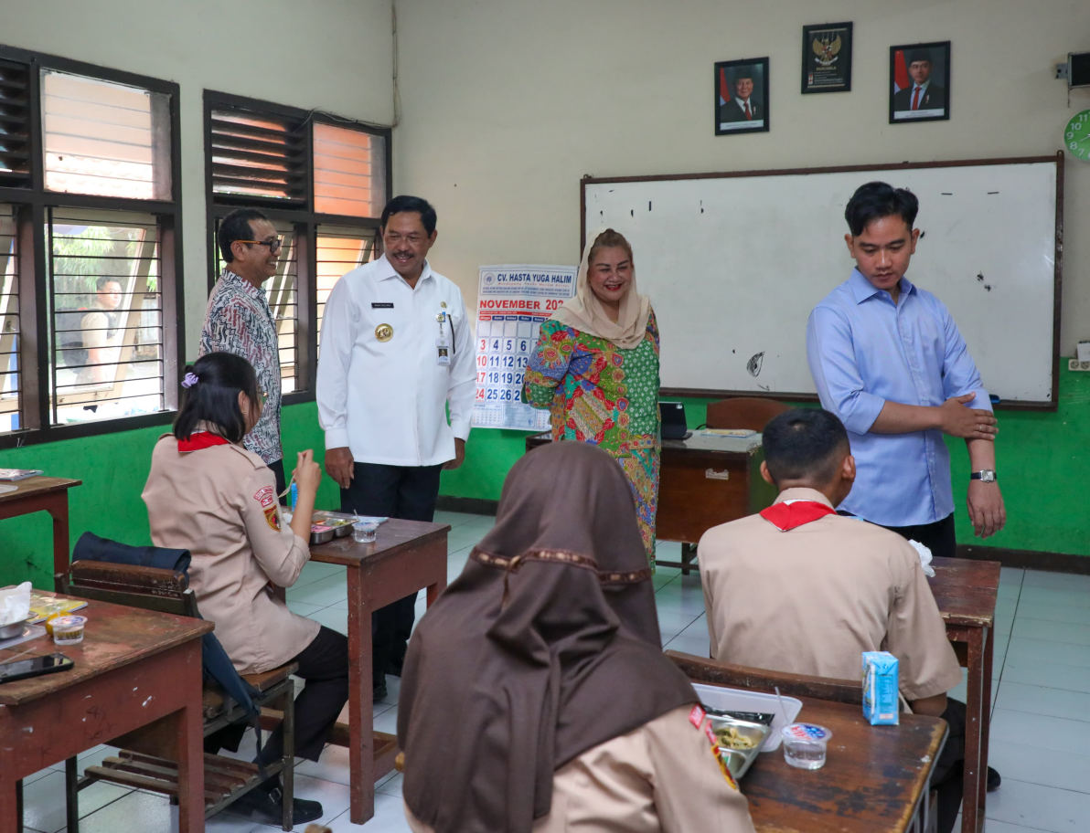 Pemprov Jateng Dukung Penuh Program Makan Siang Bergizi Gratis untuk Siswa