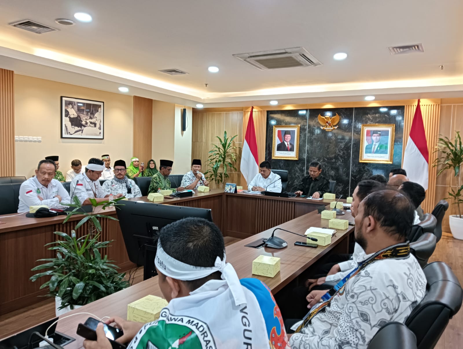 Suarakan  Hapus Diskriminasi Guru