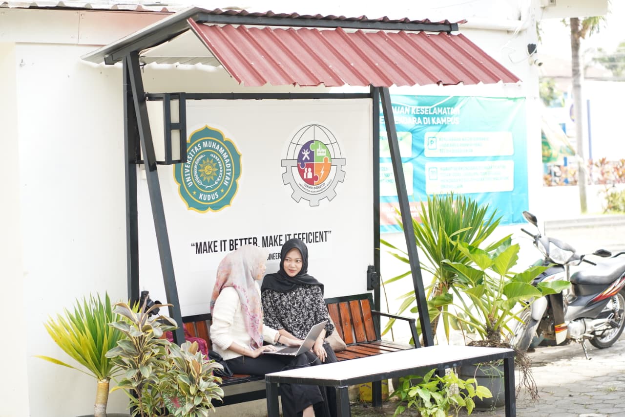 Pengunaan Tenaga Surya Masif Dikampanyekan di Lingkup Kampus di Kudus