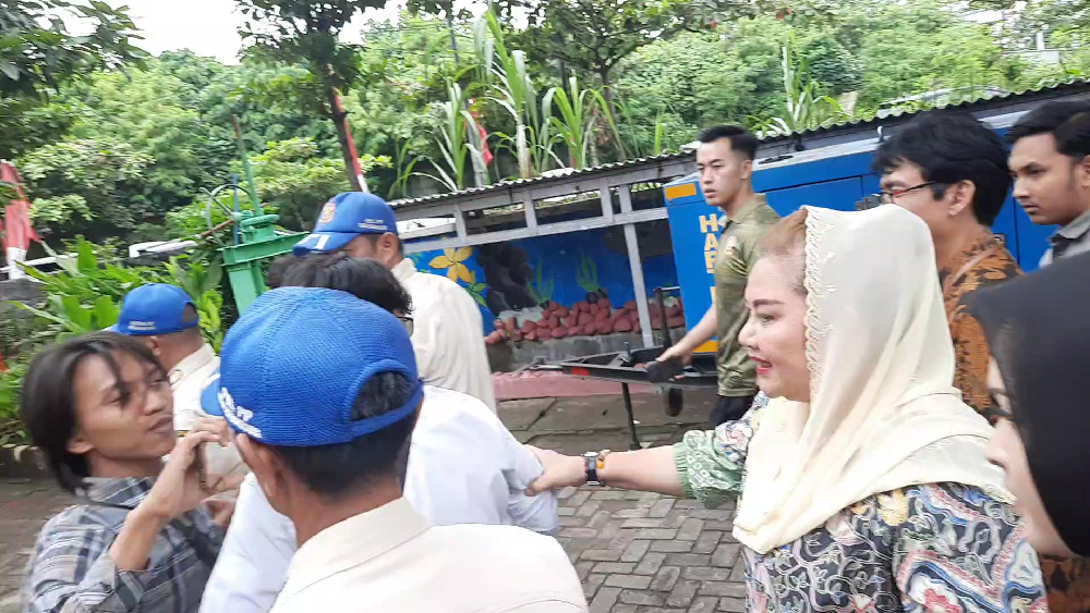 Sempat Tegang, Puluhan Satpol PP dan Protokoler Menghadang Wartawan yang Hendak Doorstop Wali Kota Semarang 