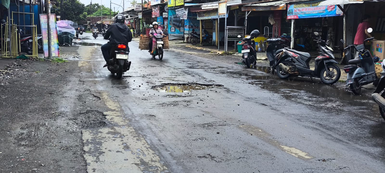 Jalan Raden Fatah Batang Rusak Parah, DPUPR Sebut Aset Milik KAI