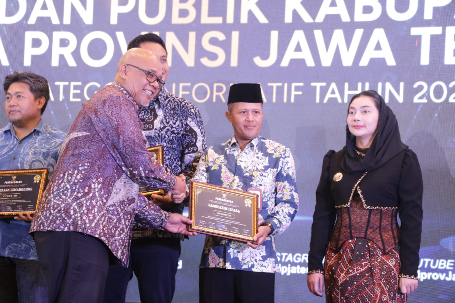 Anugerah Keterbukaan Informasi Publik 2025, Jepara Raih Predikat Informatif 