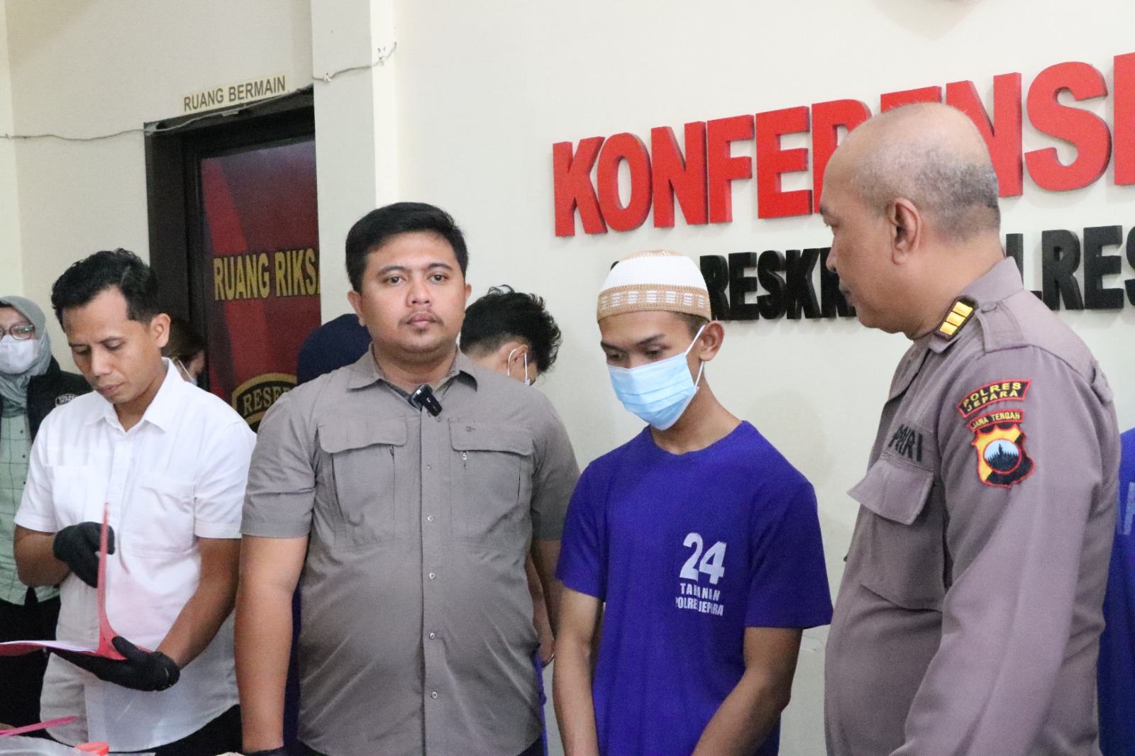 Peracik ‘Bom’ Mini di Jepara Dikeler Polisi, Sita Bubuk Petasan Siap Edar