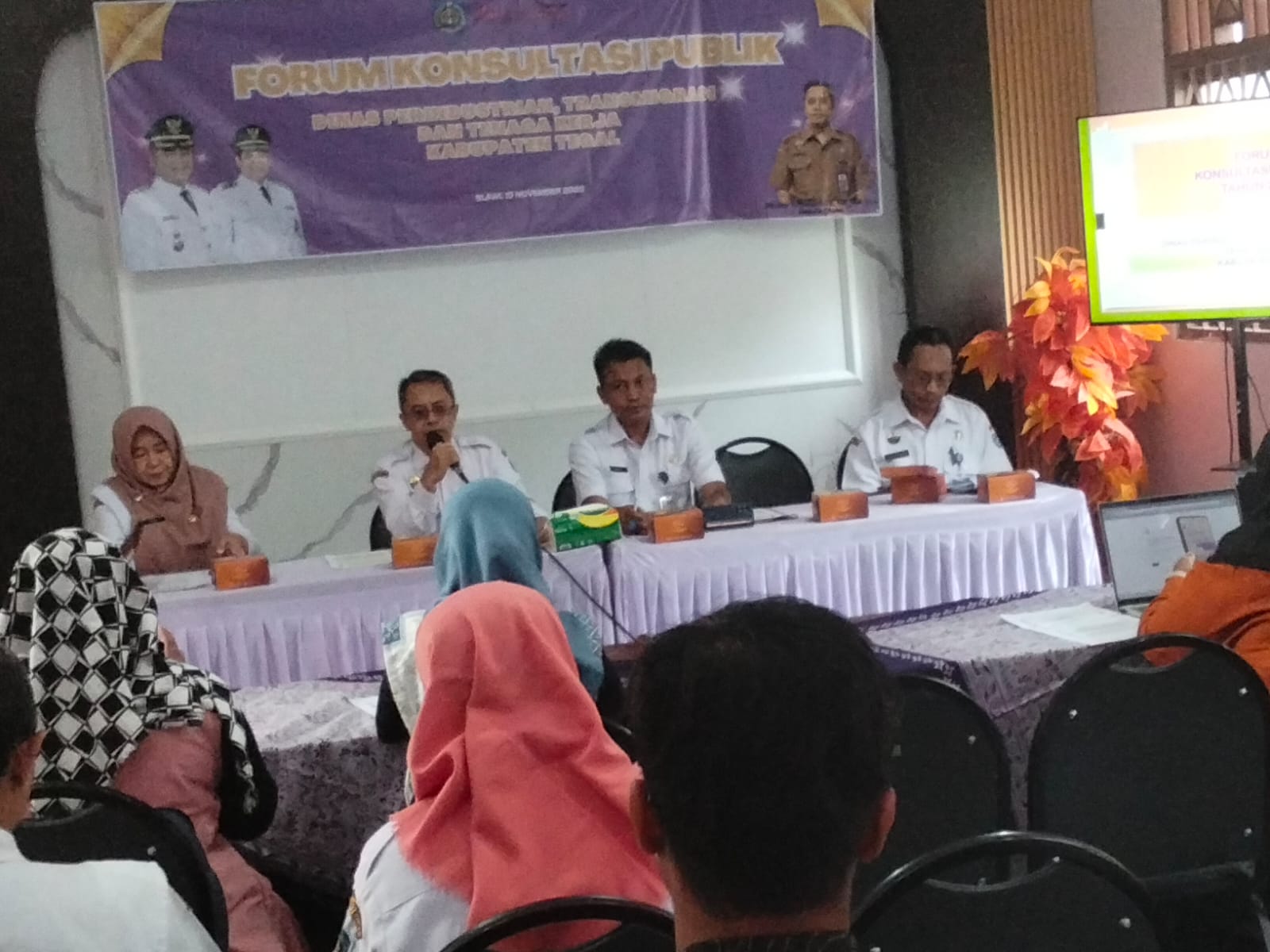 Cari Solusi Tekan  Angka Pengangguran Terbuka  ‎