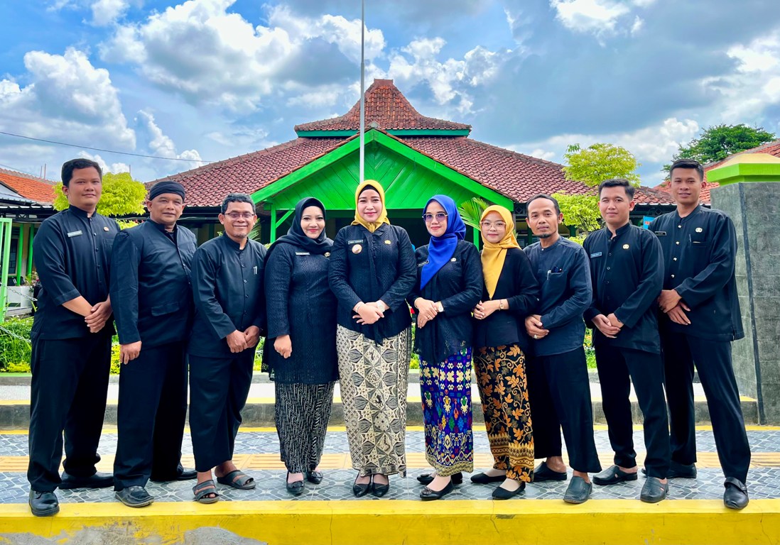 Mengintip Prasasti 1924 di Pendopo Balai Desa Slawi Kulon Tegal