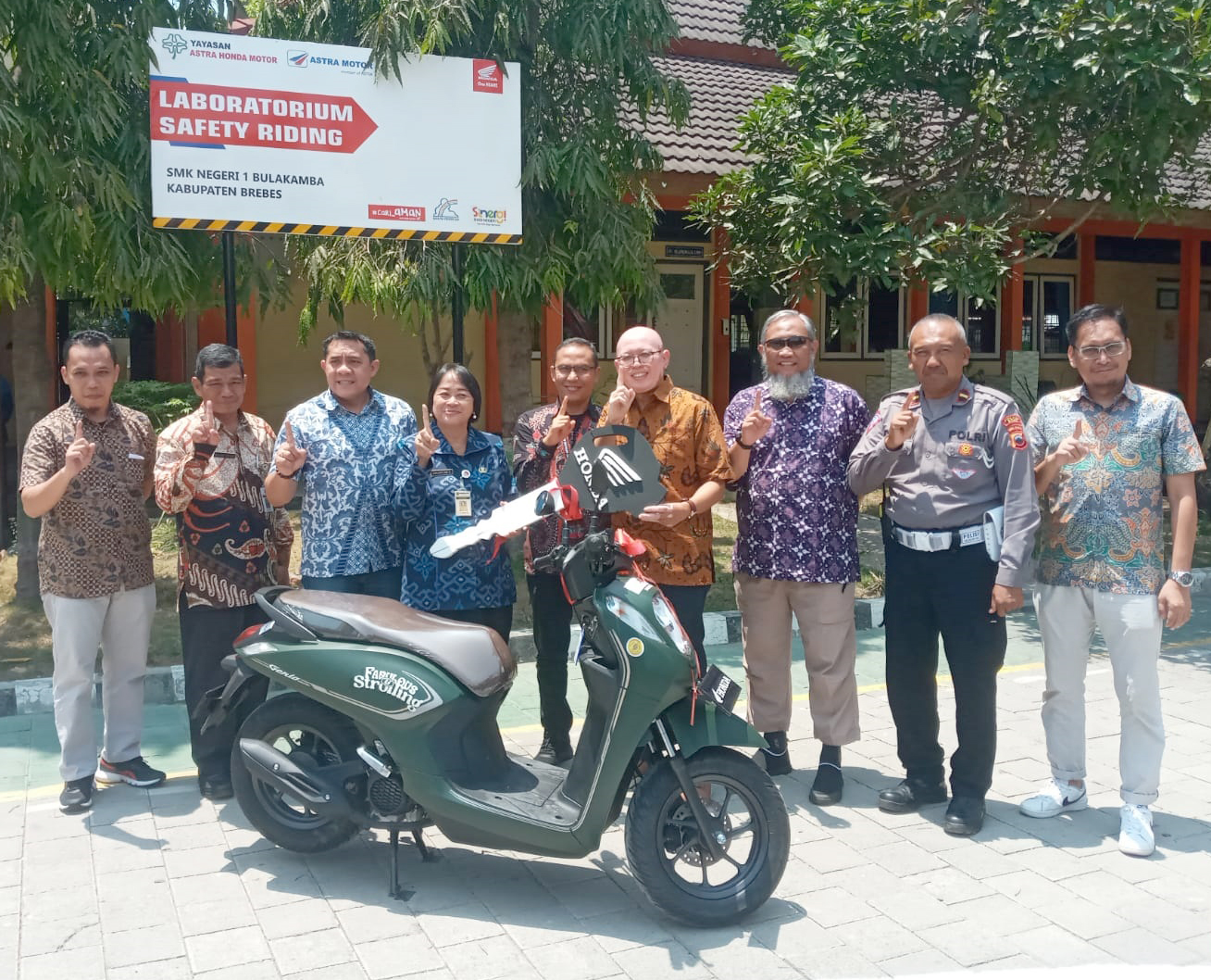 Astra Honda Motor Resmikan Laboratorium Safety Riding di SMK Negeri 1 Bulakamba Brebes