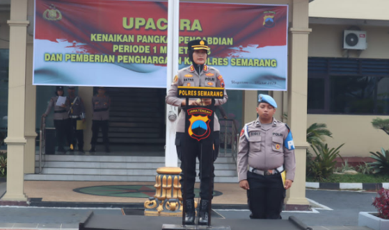 Kapolres Semarang AKBP Ratna Quratul Ainy Pimpinan Upacara Kenaikan Pangkat