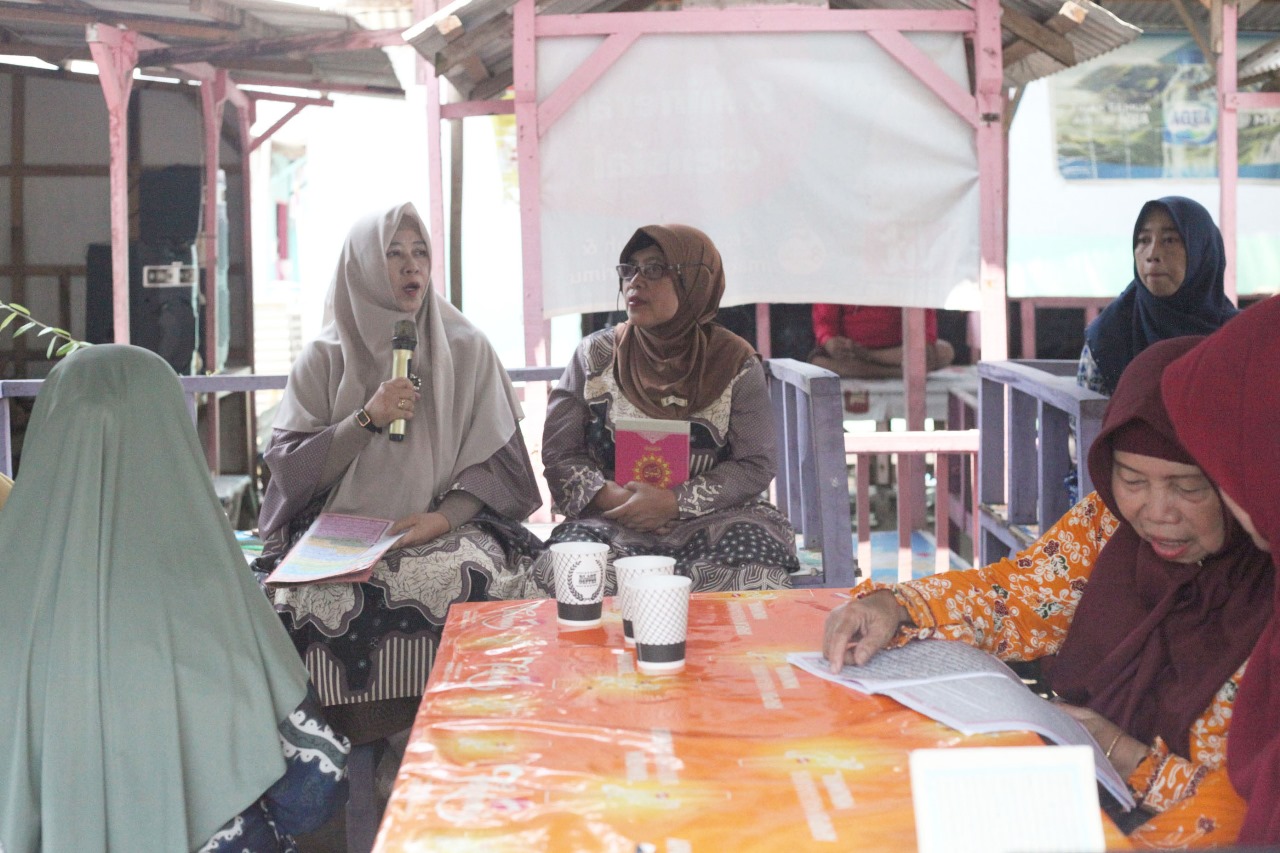 Pedagang Pantai Pulo Kodok Kota Tegal Rutin Ikuti Pengajian