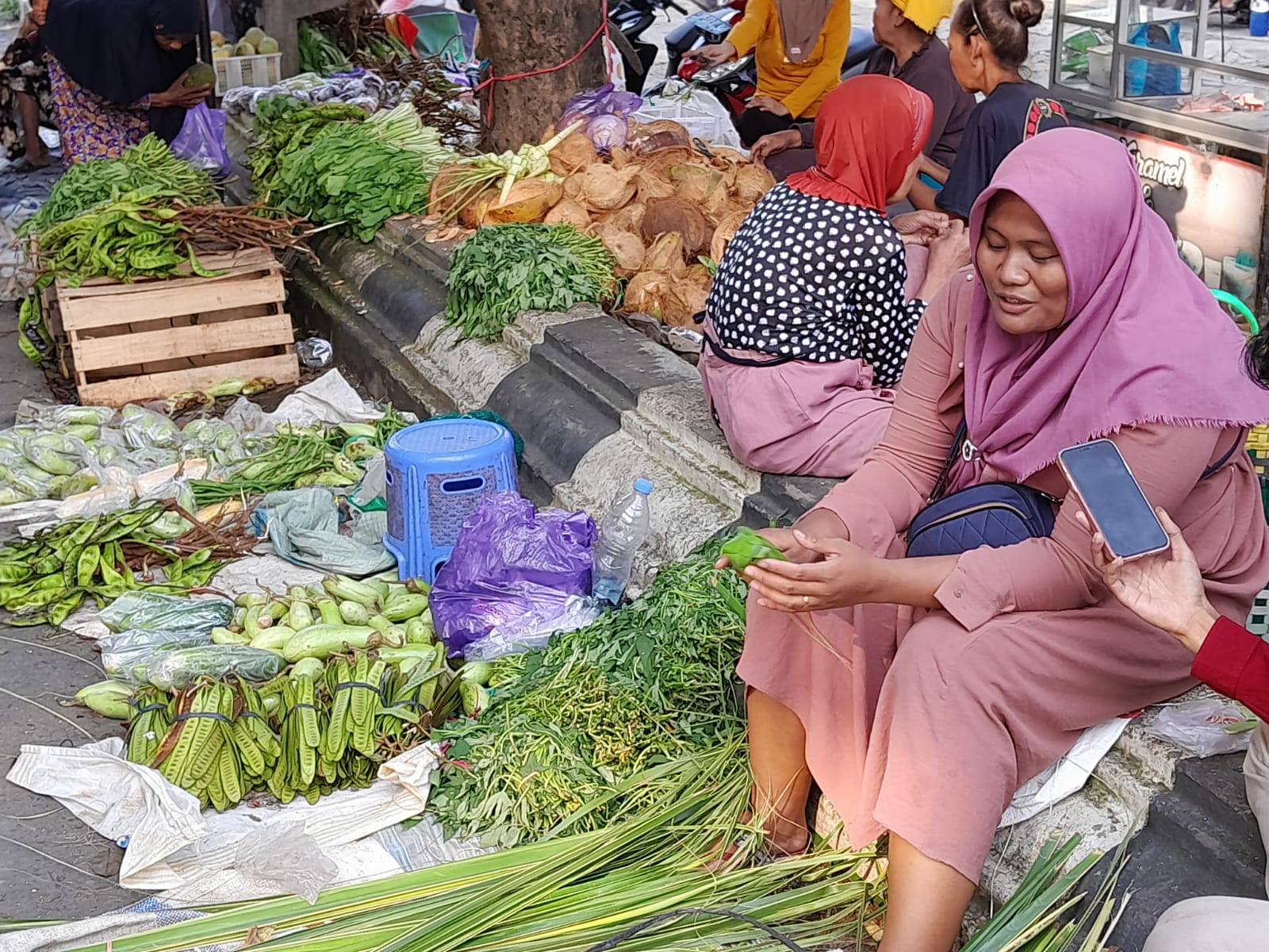 Harga Komoditas Pangan Meroket Pasca Lebaran, Pedagang : Kurang Pasokan