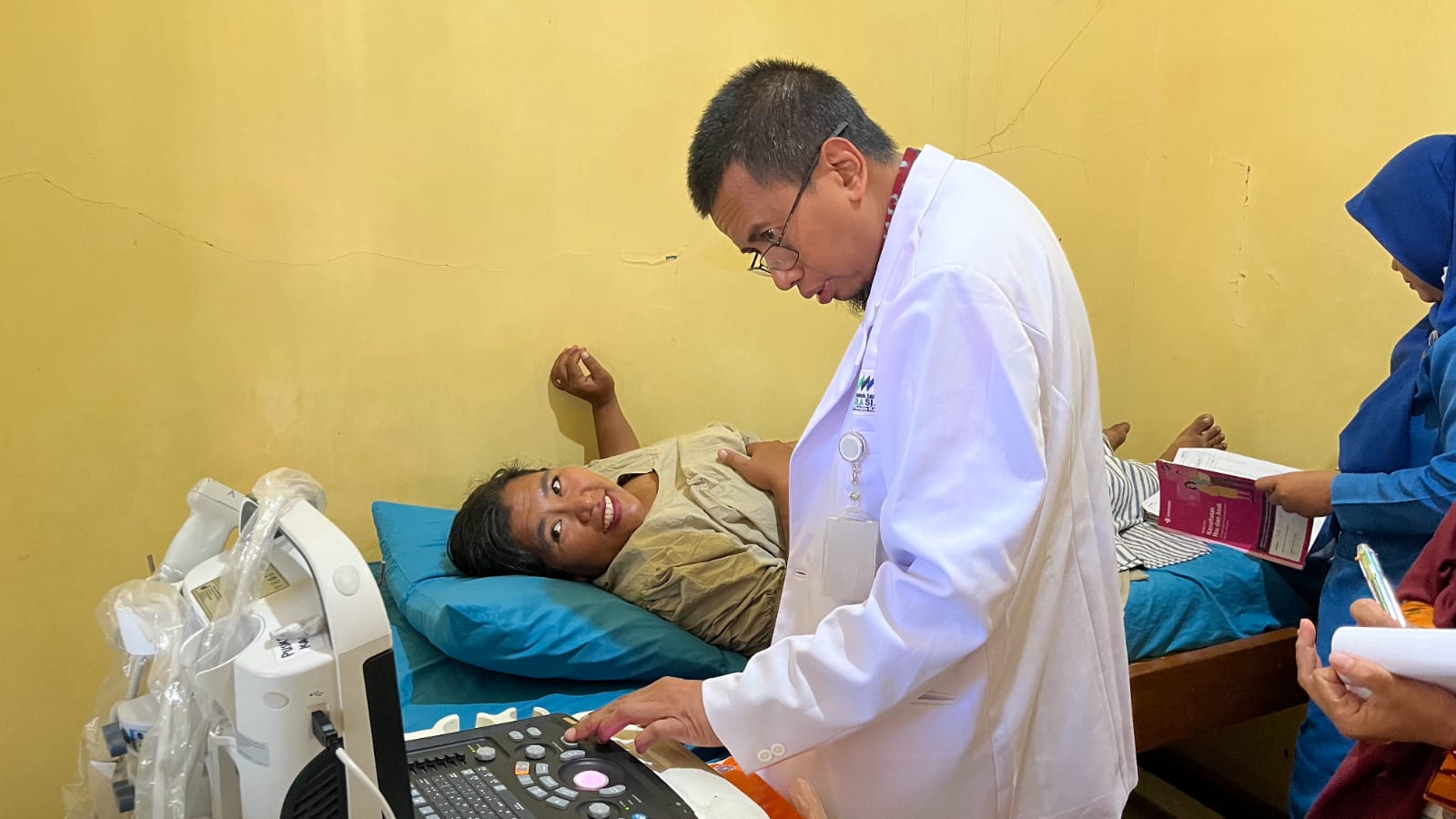 Speling Hadir di Harjawinangun Kabupaten Tegal, Warga Senang Bisa Periksa Dokter Spesialis Gratis