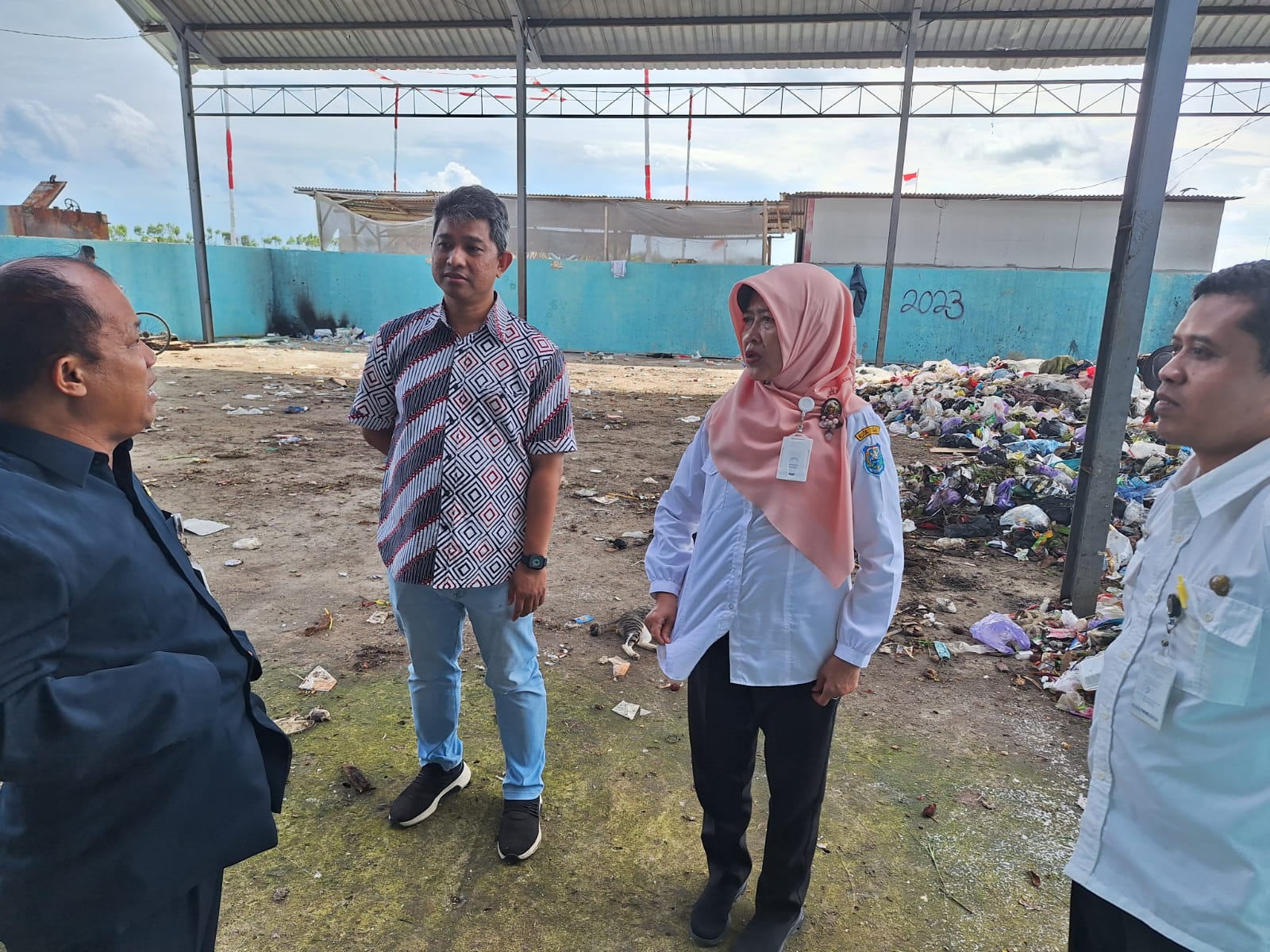 2 OPD Tinjau Budidaya Maggot di Margadana Kota Tegal 