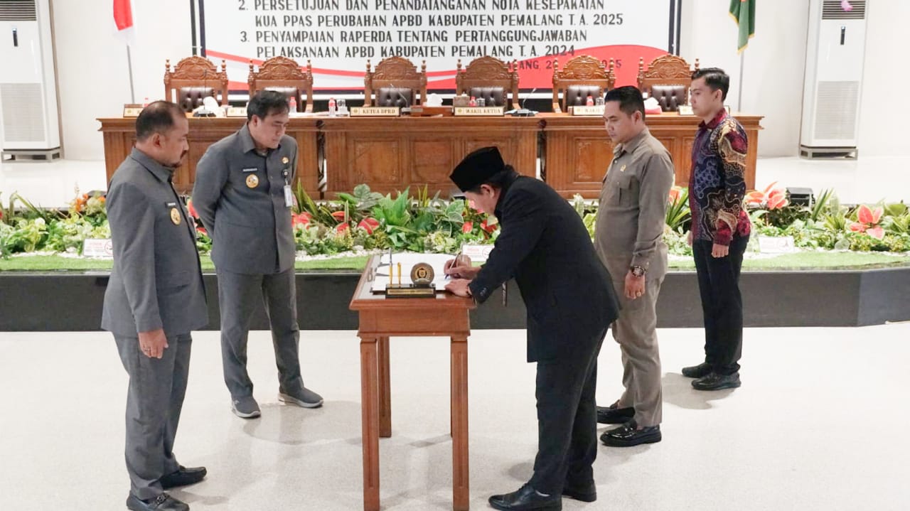 DPRD Kabupaten Pemalang Setujui Raperda Tahap I Tahun 2025
