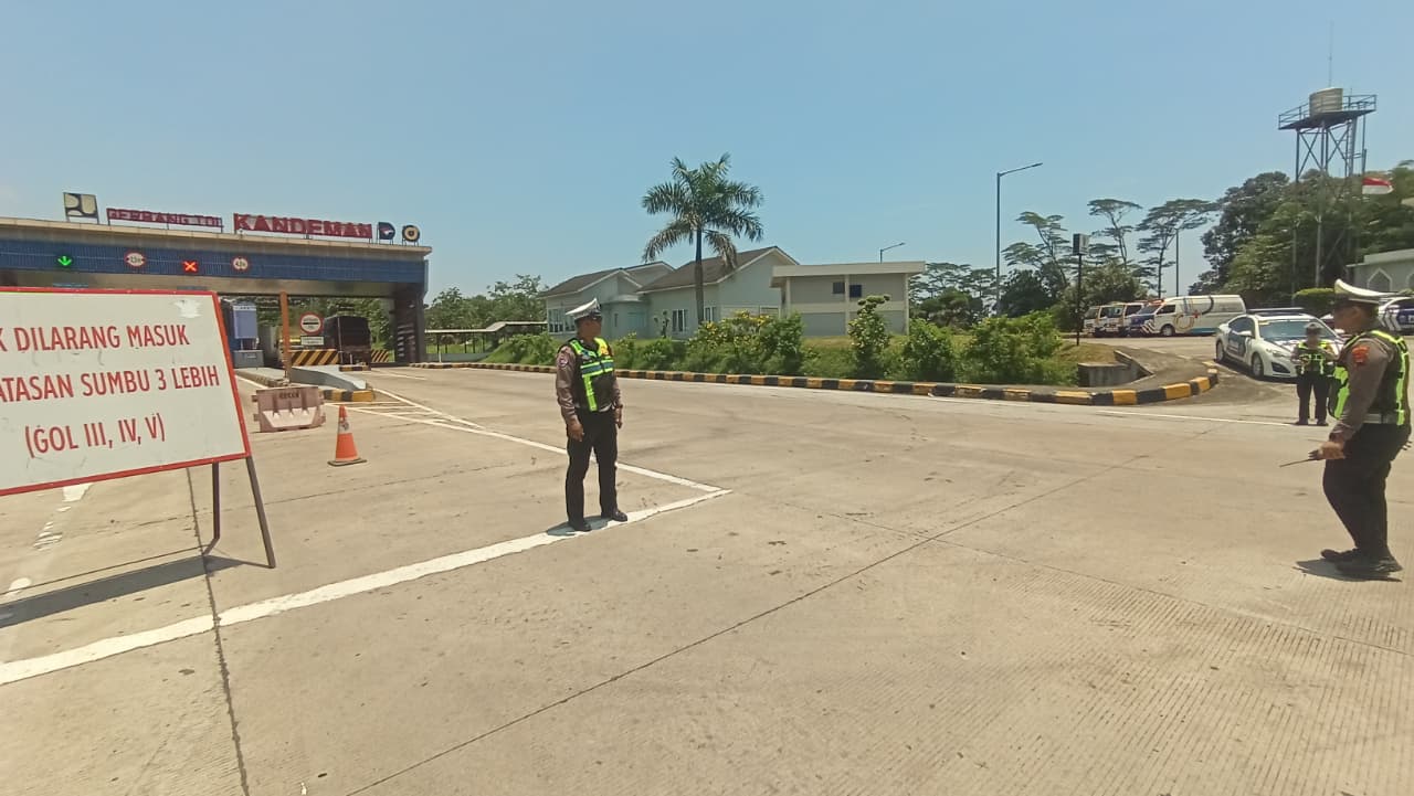 Hari Pertama Mudik 2026, 30 Ribu Kendaraan Melintas Tol Batang - Semarang