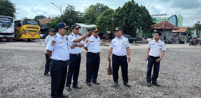 Dinas Perhubungan Kabupaten Tegal Tunggu Respon Ajuan Penataan Terminal Adiwerna