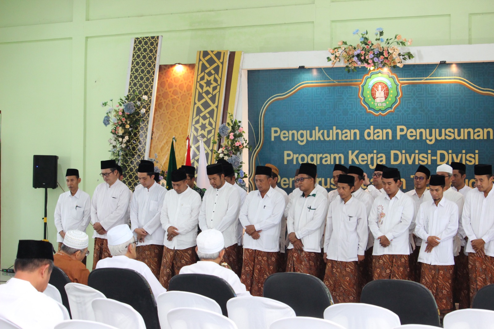 Kukuhkan Pengurus Yayasan TBS Kudus, KH Ulinnuha Arwani Selipkan Pesan Mengejutkan