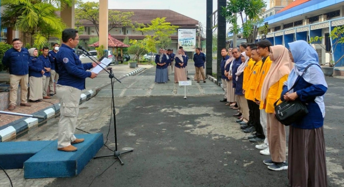 UPS Tegal Berangkatkan 8 Mahasiswa ke Luar Jawa