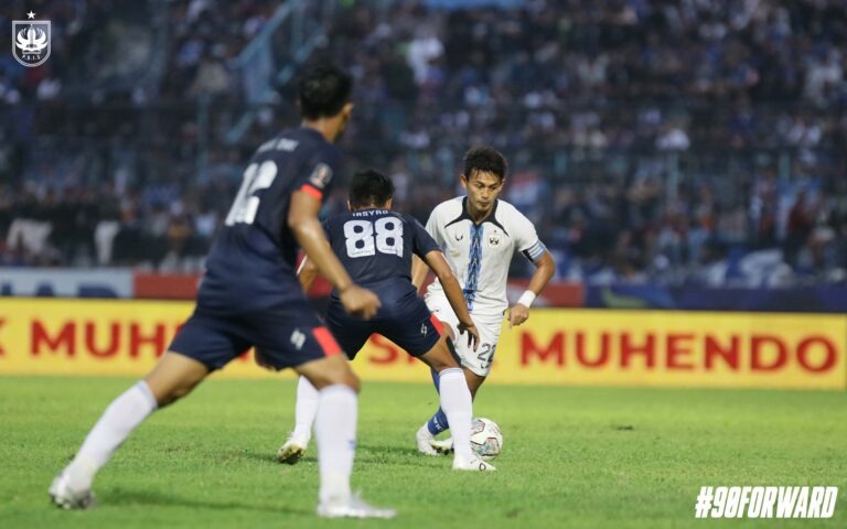 Laga Lawan Arema FC Kembali Ada Perubahan Waktu Kick-off