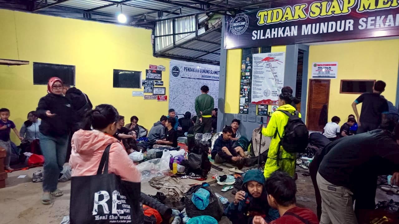 Pendakian ke Gunung Slamet Kembali Dibuka 